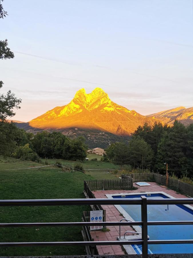 Hostal Pedraforca Saldés Exteriér fotografie